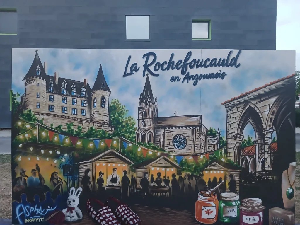 Fresque sur panneaux pour La Rochefoucauld par Asphalt Graffiti réalisée en août 2026